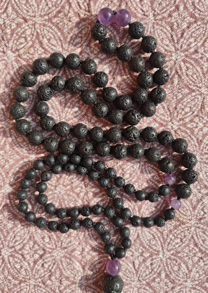Mala tibétain de 108 pierres de lave et I Chakra