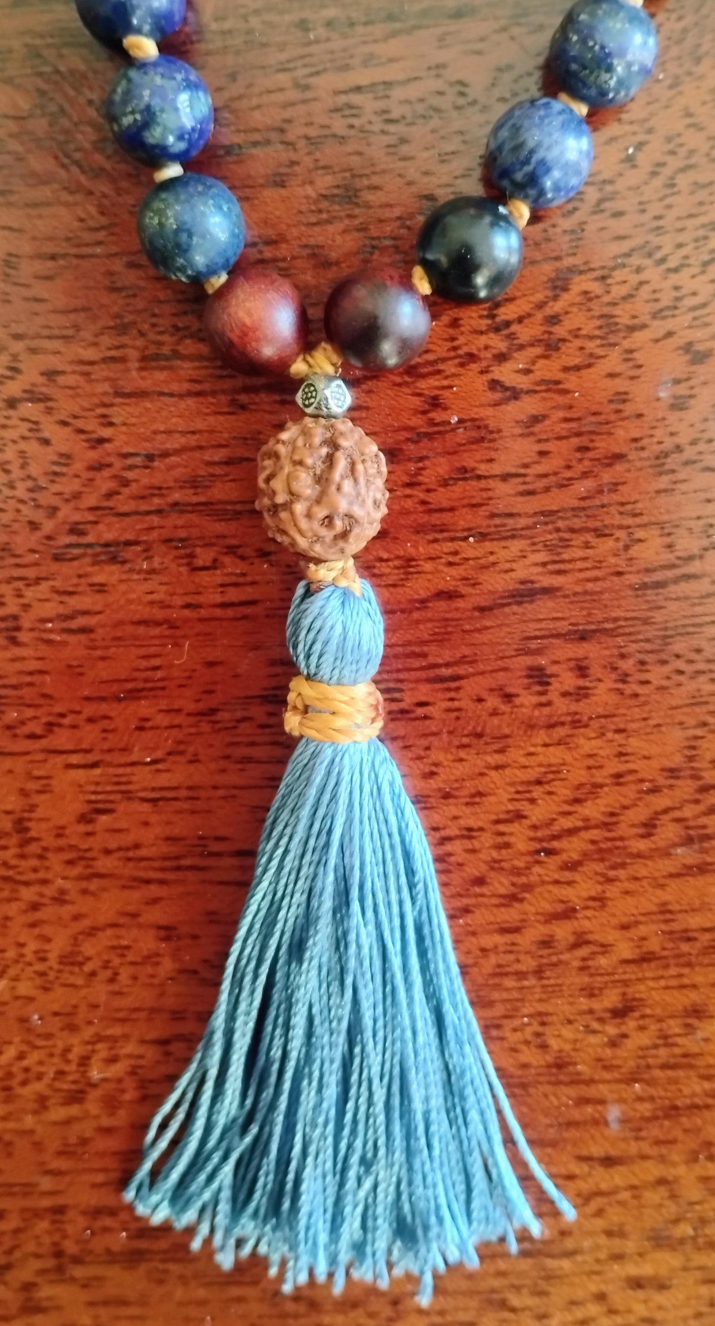 Mala tibetana